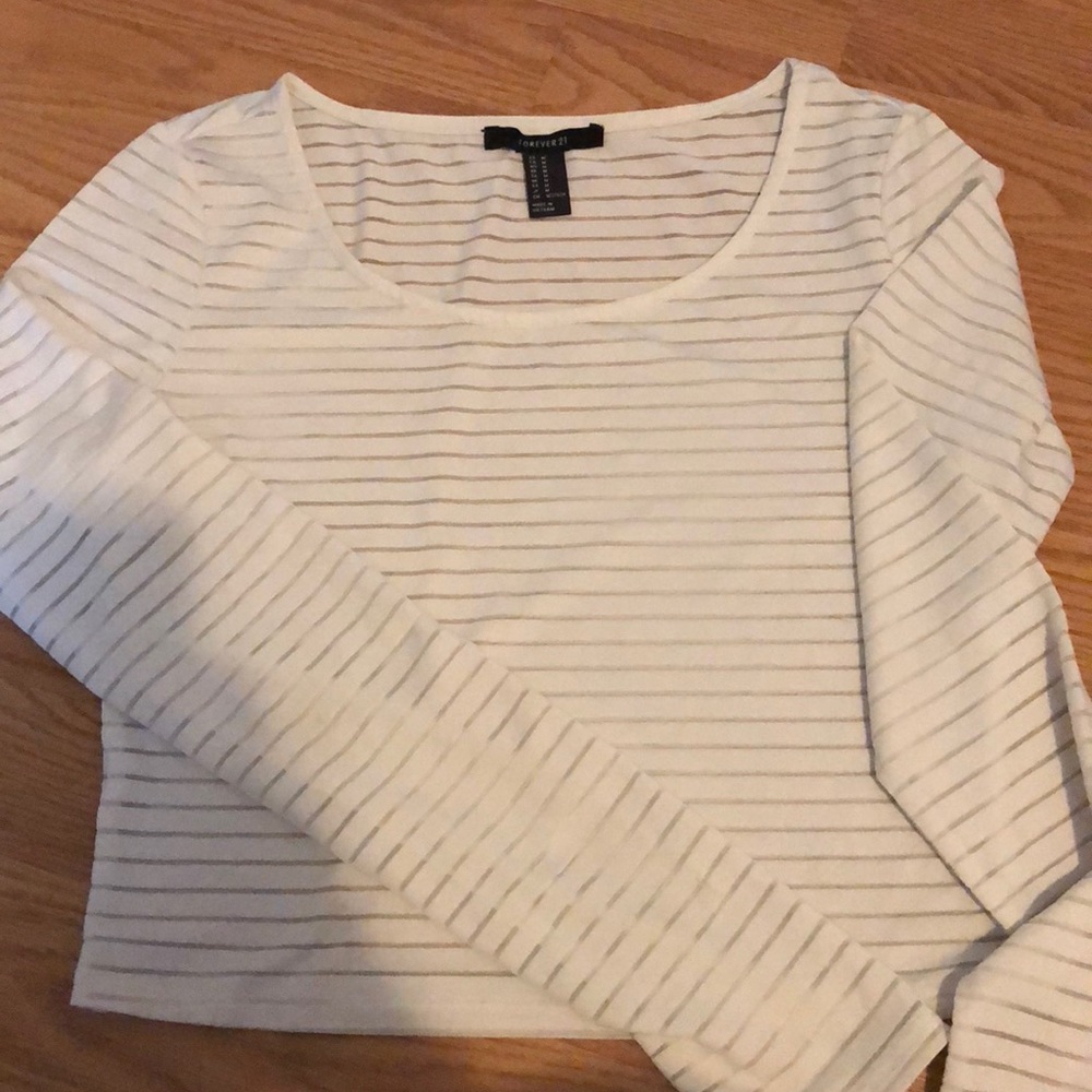 Forever 21 T-shirt